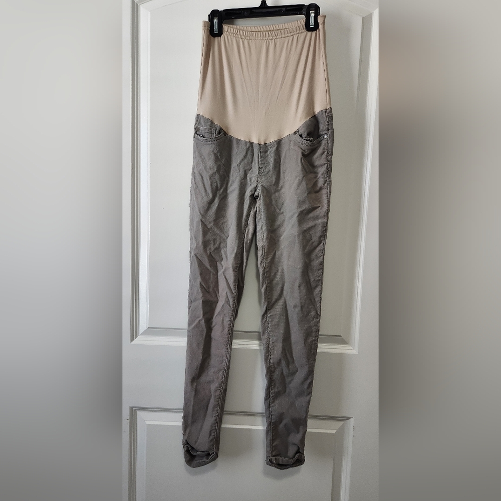 🤰🏽 5 For $25 Oh! Mamma Beige and Gray Skinny Maternity Pants